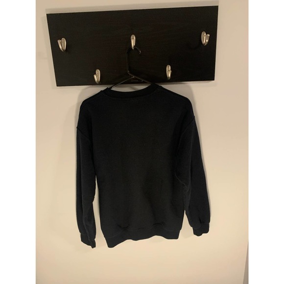 Vintage Y2K Grpahic Gildan crewneck - Picture 4 of 4